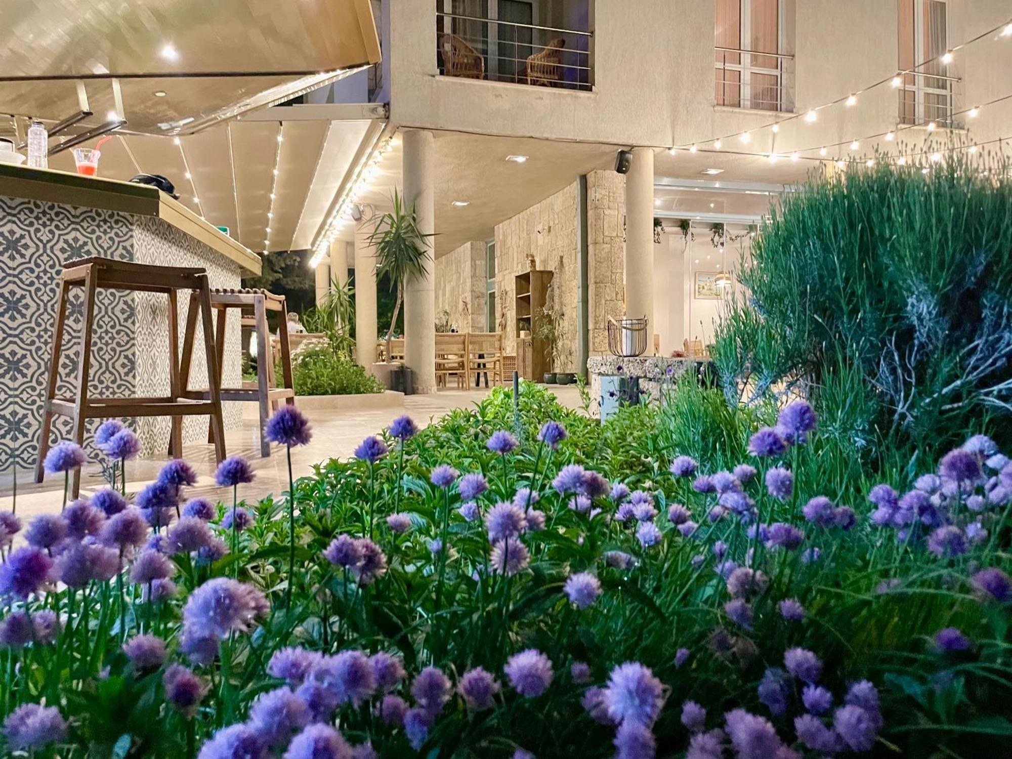 Hotel Carmen Eforie Nord Zewnętrze zdjęcie