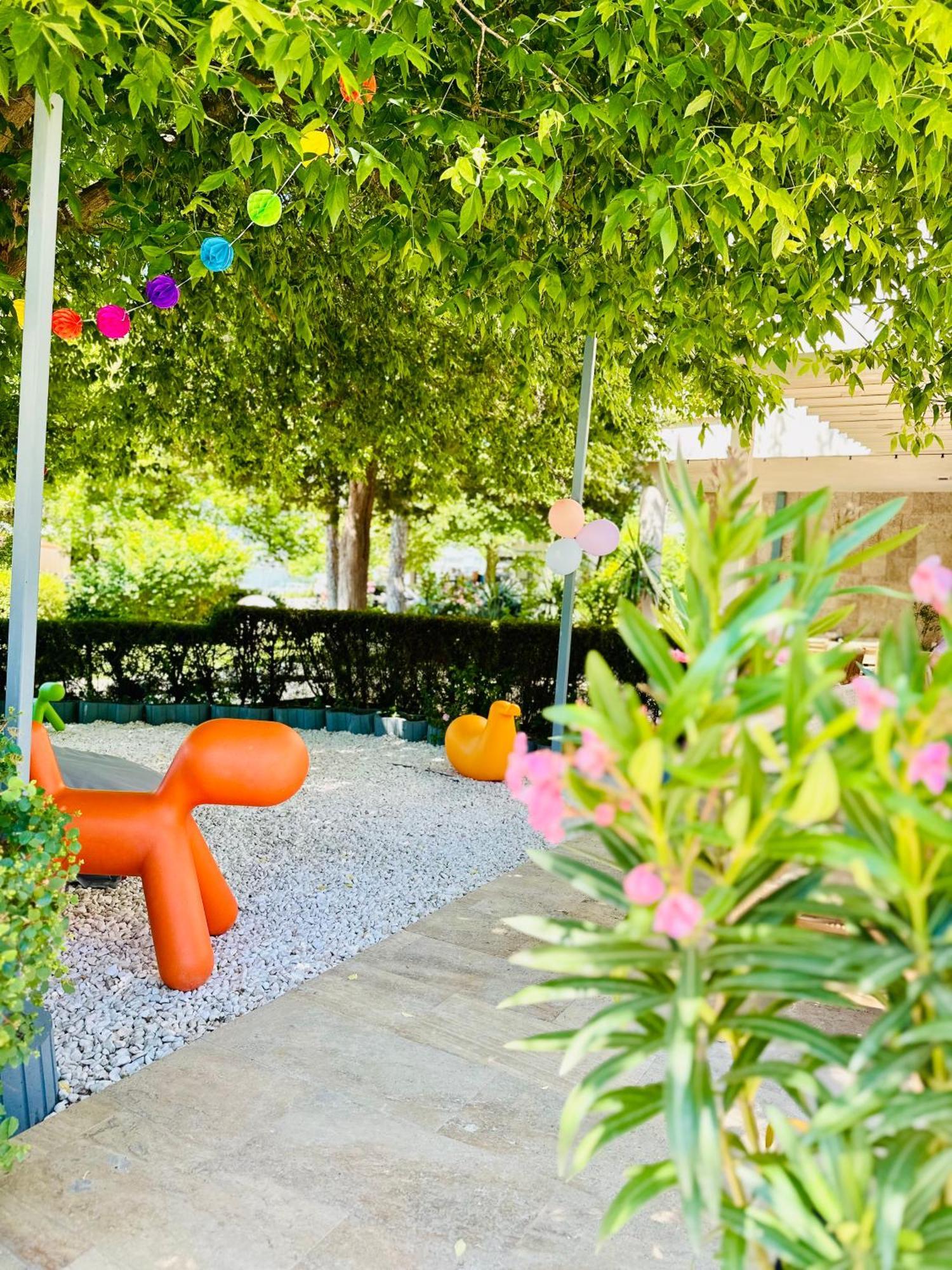 Hotel Carmen Eforie Nord Zewnętrze zdjęcie